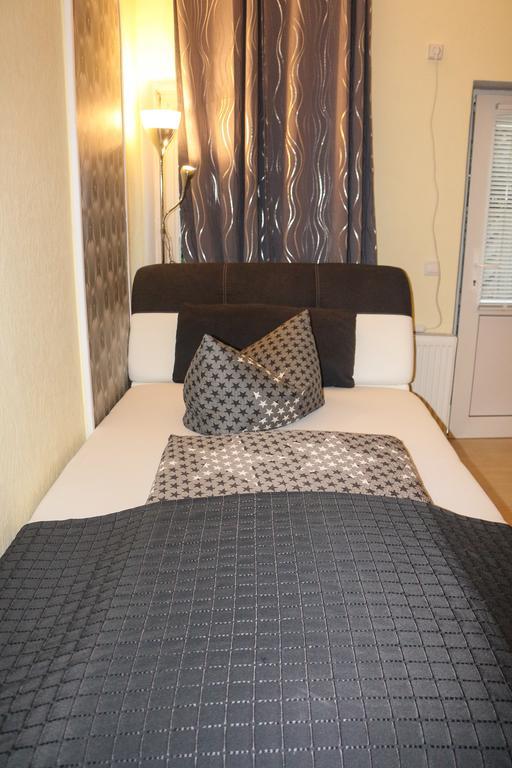 Hotel Ammerland Garni Wilhelmshaven Dış mekan fotoğraf